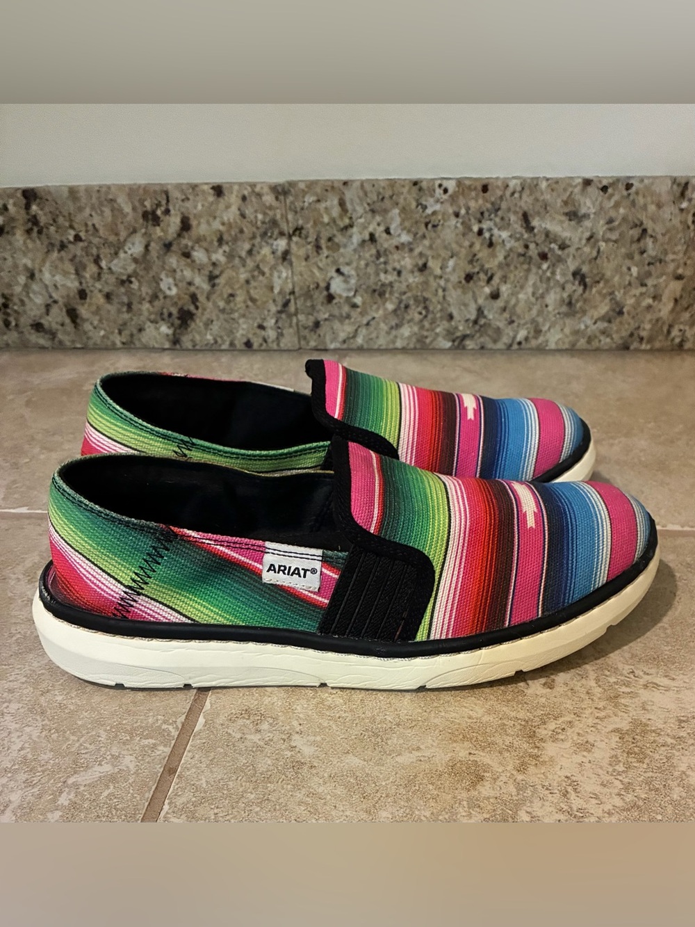 Ariat Aztec Slip-On Sneakers Rare print size 9